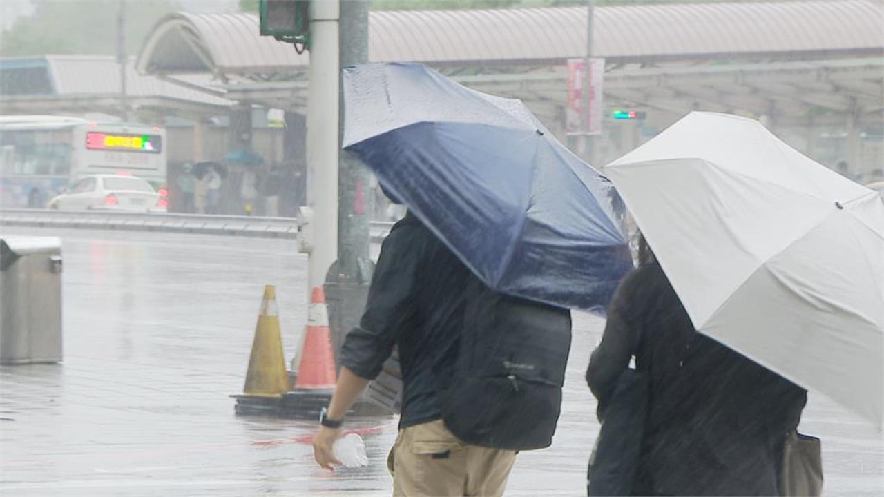 杜鵑颱風增強中！專家曝路徑「東北大迴轉」週末恐有雨