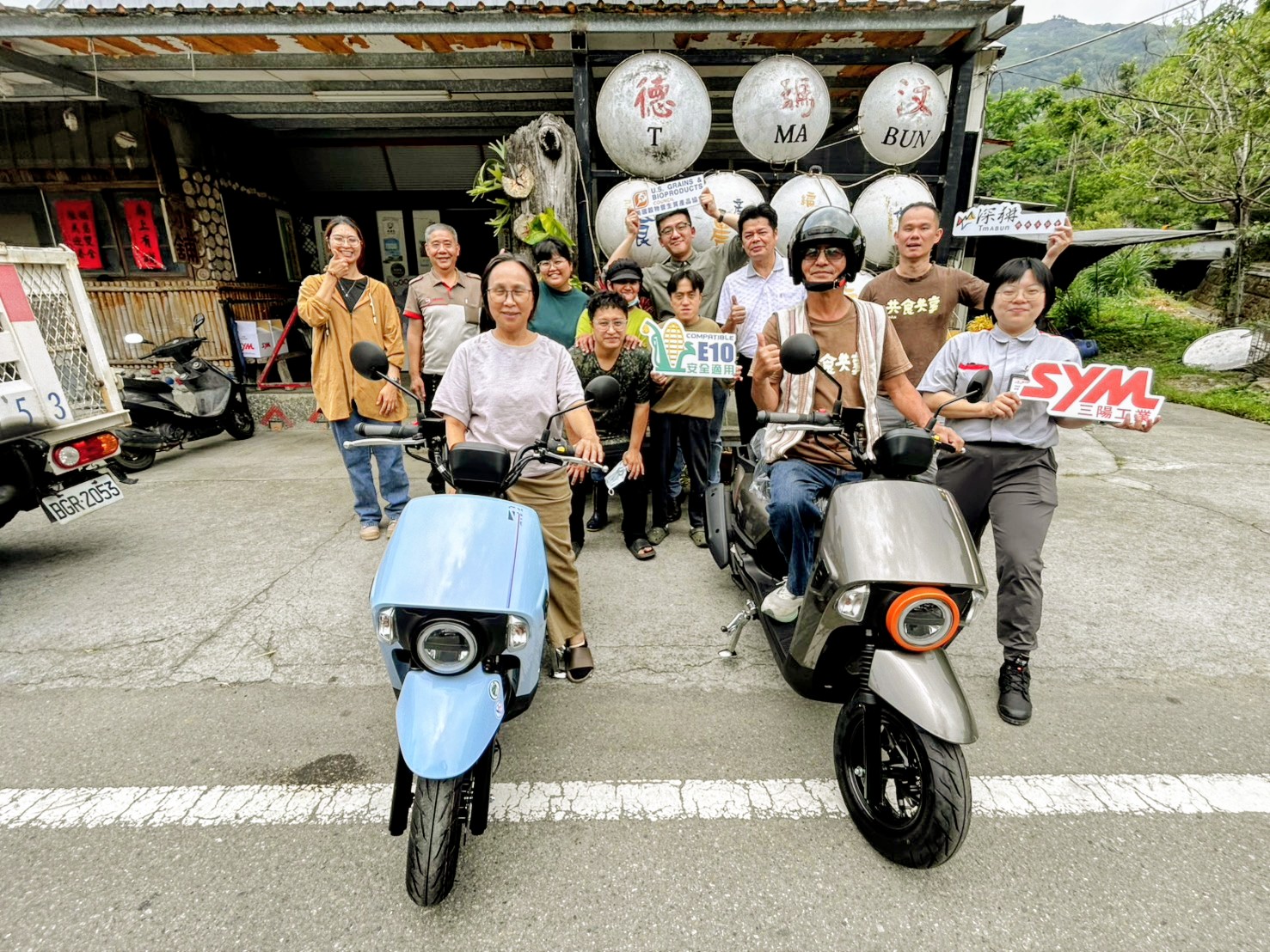 一桶燃料、送59份餐 酒精汽油上山 為偏鄉低碳運輸找解方's story cover image