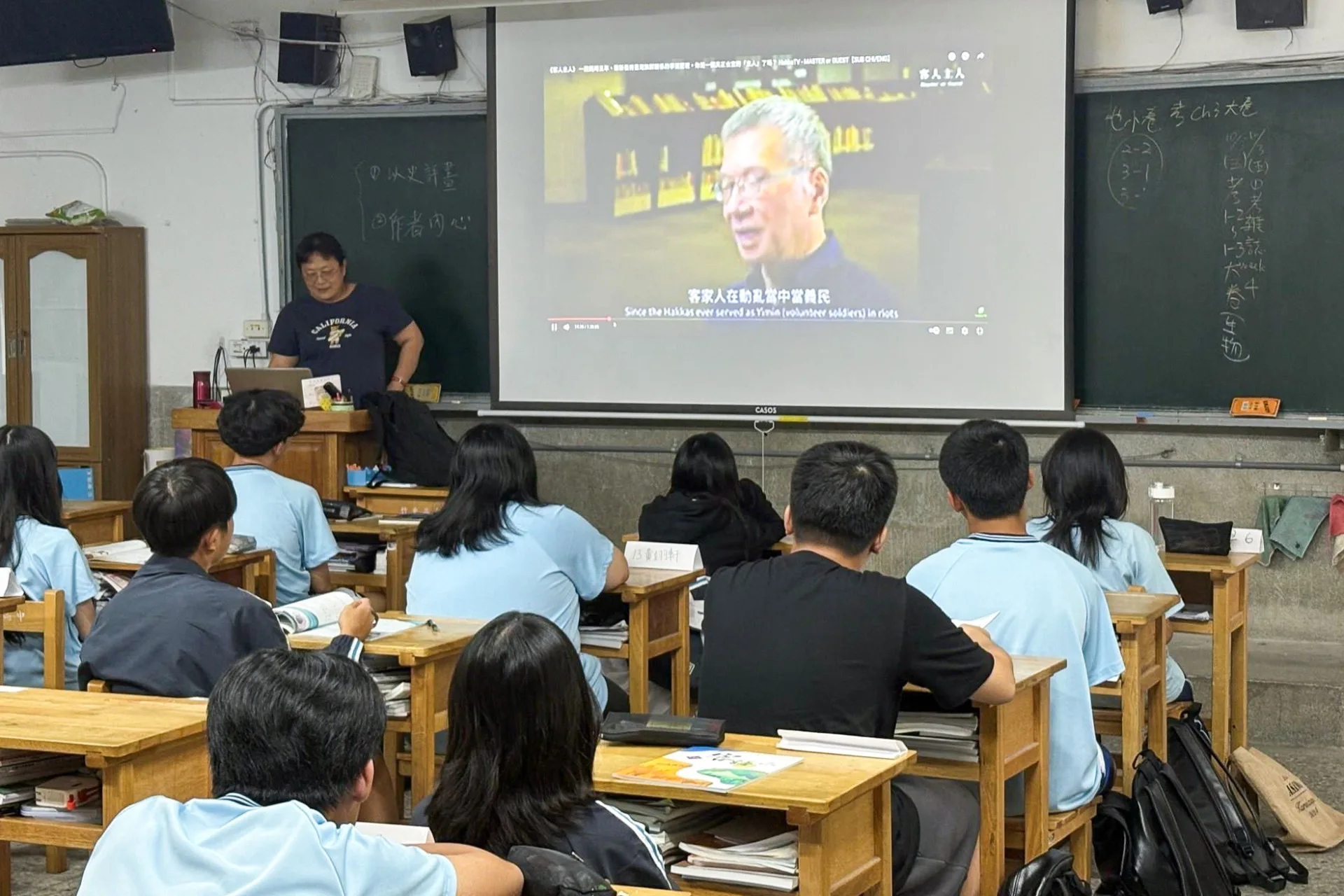教育部挹注8375萬開高中本土語課　客語114學年開1159班's story cover image