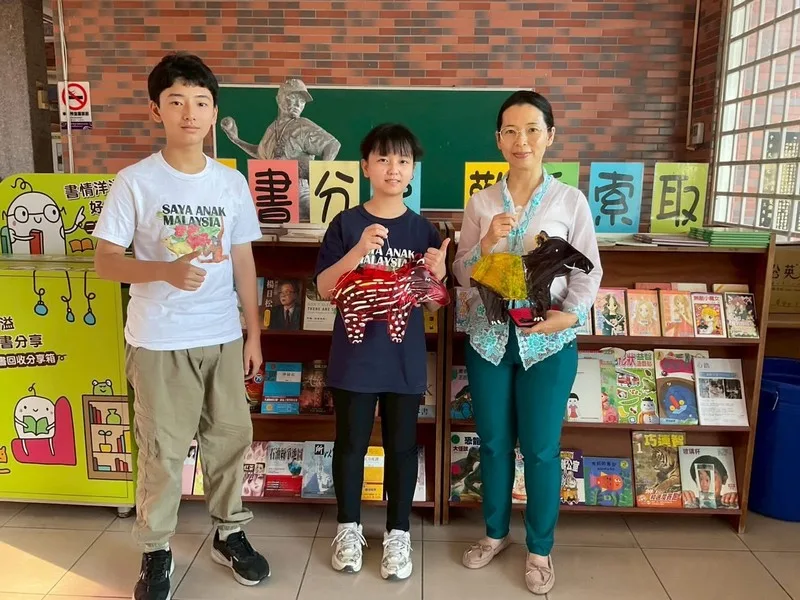 馬來西亞新住民親子共創雙語繪本　分享東南亞文化's story cover image