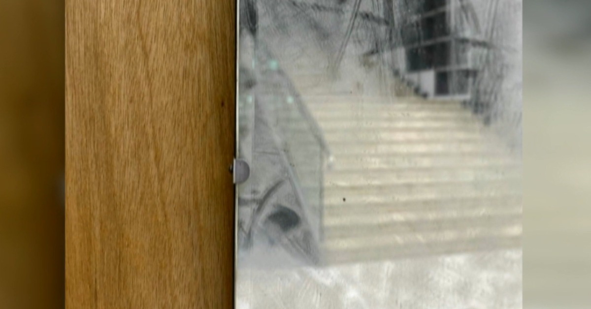 志工將藝術品創作當髒汙擦拭 難回復！ 文觀局道歉's story cover image