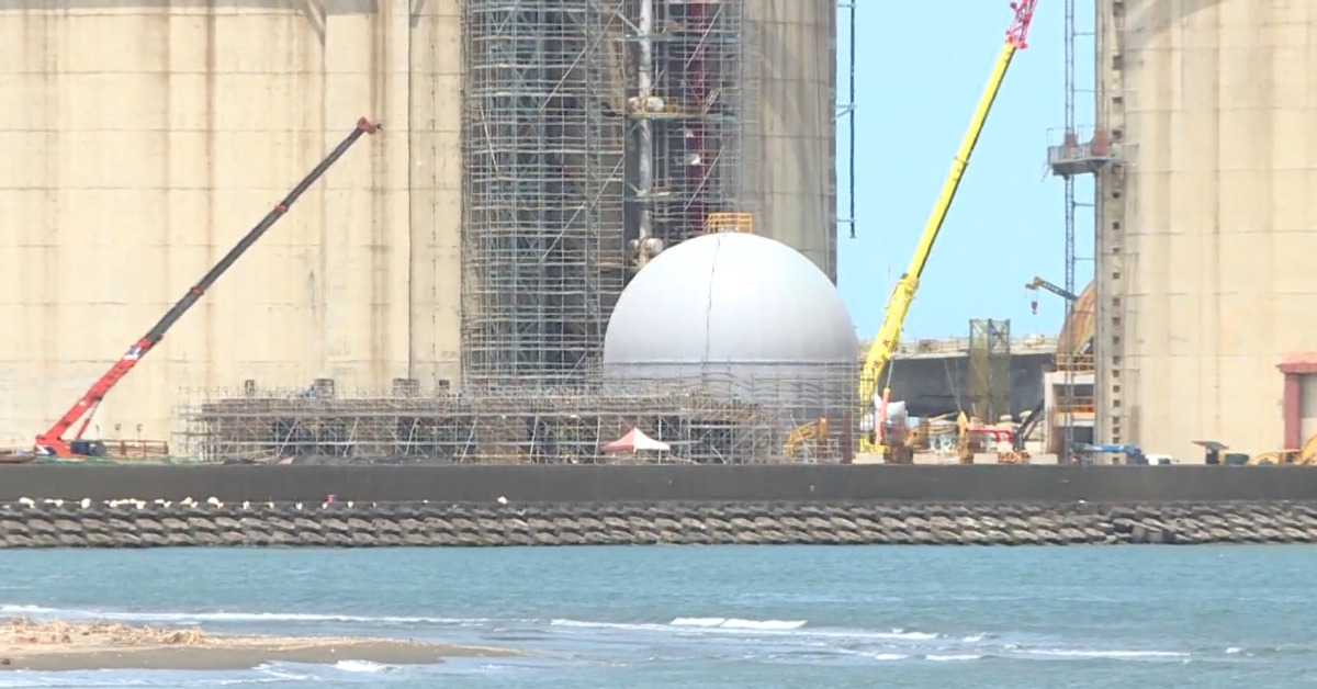 中油三接工程涉弊 藍控世曦前董座施義芳「綠友友」's OG Image