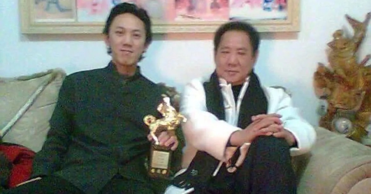 馬如龍48歲兒猝逝今相驗！妻女緊相擁現身 死因出爐's story cover image