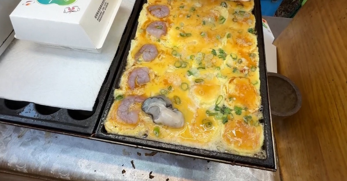 獨家／蚵蛋燒、炸鱸魚、泰國蝦 天津年貨大街成海鮮一條街