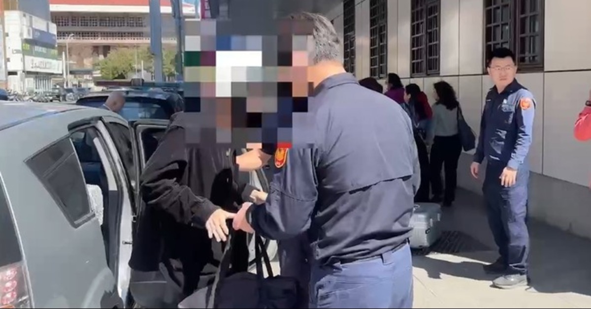 新／當街亮刀嚇壞路人！北車持刀男抓到了's OG Image