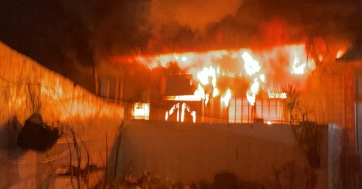 高雄左營驚傳火警！消防急派17車44人到場灌救's story cover image