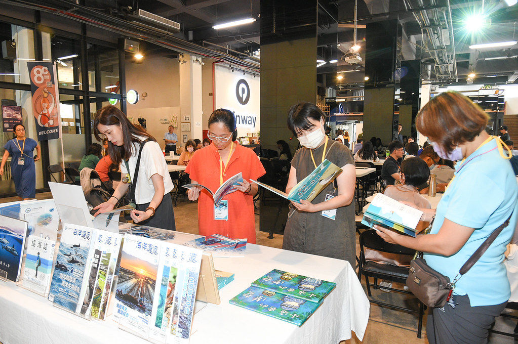 海保署「海洋保育ESG媒合平台」上線 再生外送箱、濕地守護走出更多可能's story cover image