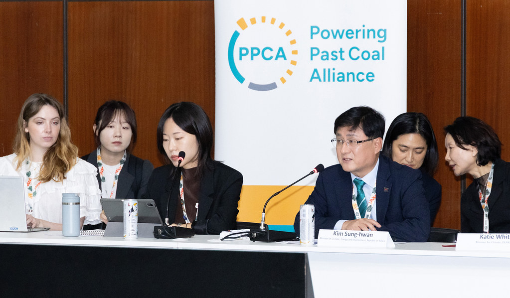 「脫煤者聯盟」添新成員 南韓、巴林承諾加入 亞洲第二國退煤關鍵推手's story cover image