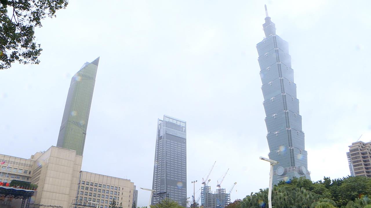 不會看錯棟了! 台北天空塔跨年跑馬燈"I'm not 101"'s story cover image