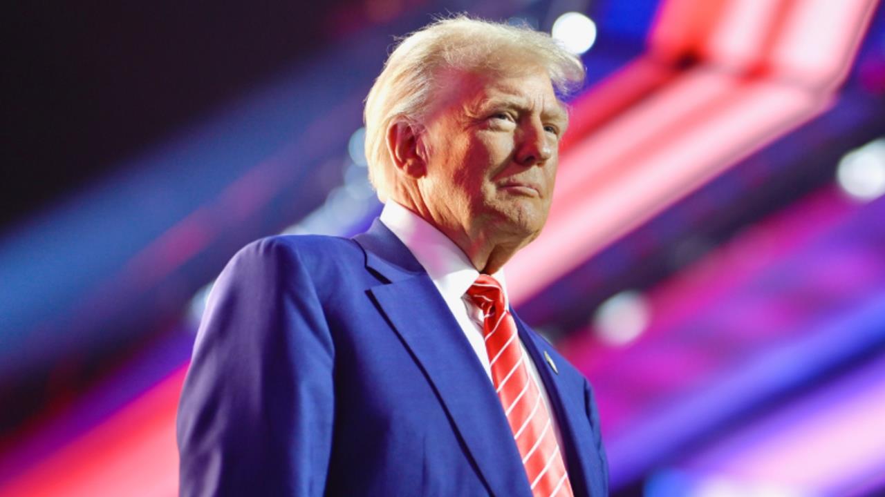 川普將「正式承認外星人」？爆已備妥「歷史性講稿」