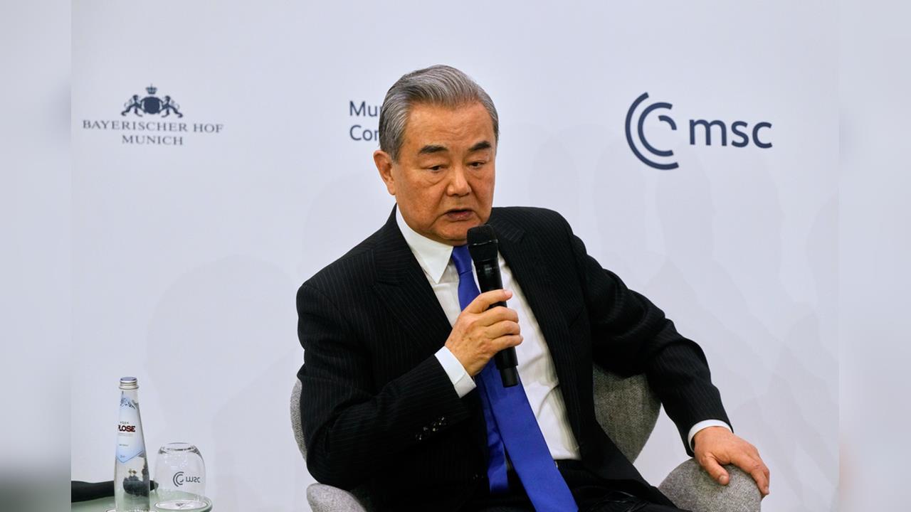 不會自省？王毅稱亞太緊張「他國害的」　外交部火大打臉：言行不一's story cover image