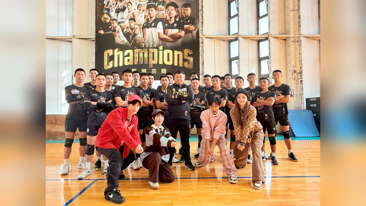 《綜藝新時代》阿本爬巨大味噌桶！阿翔掌握球隊、籃籃被排球狂擊中尖叫