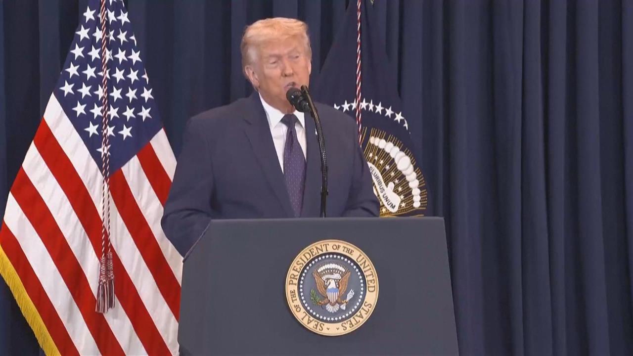 川普爆「伊朗向美國請求停火」　喊話「1條件」才考慮停火's story cover image