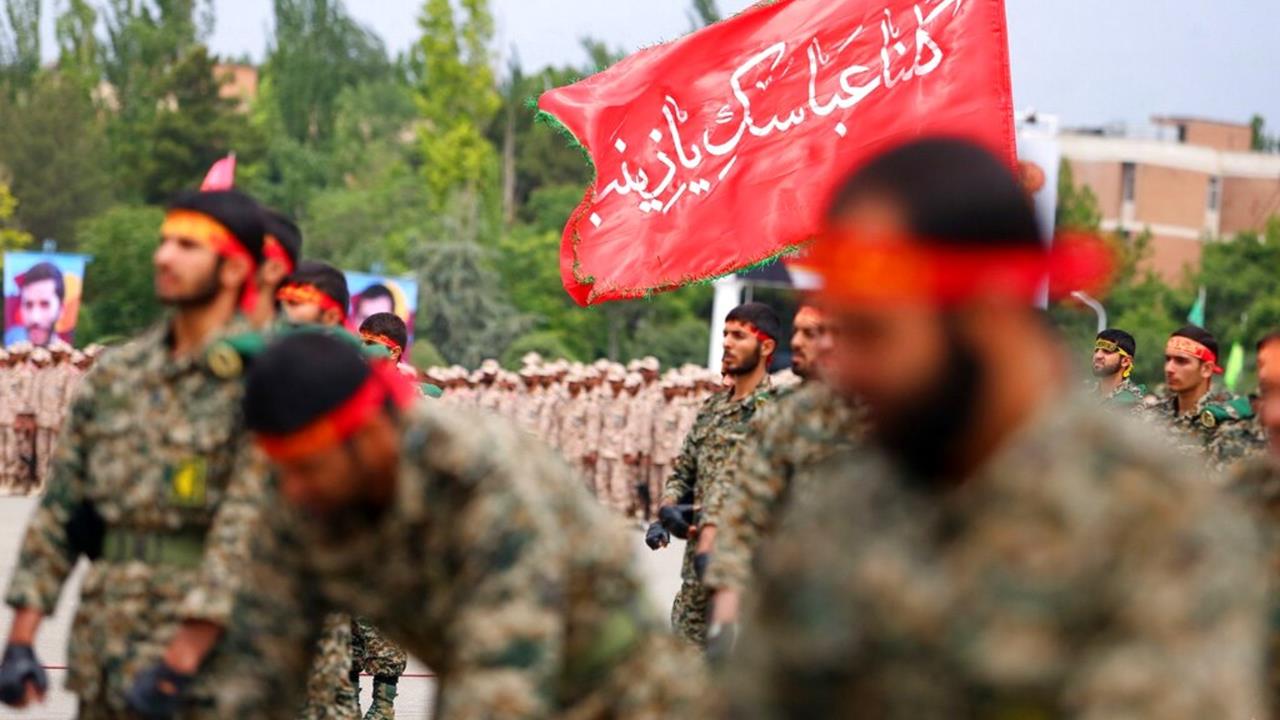 伊朗缺人竟招募童兵！11歲國小生淪「人肉盾牌」遭炸死