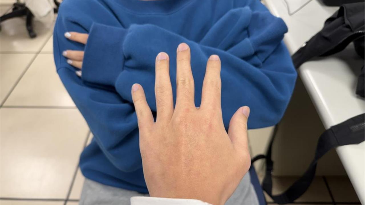 「找床上會按摩的男人」！教授爆「性騷」學生不忍了