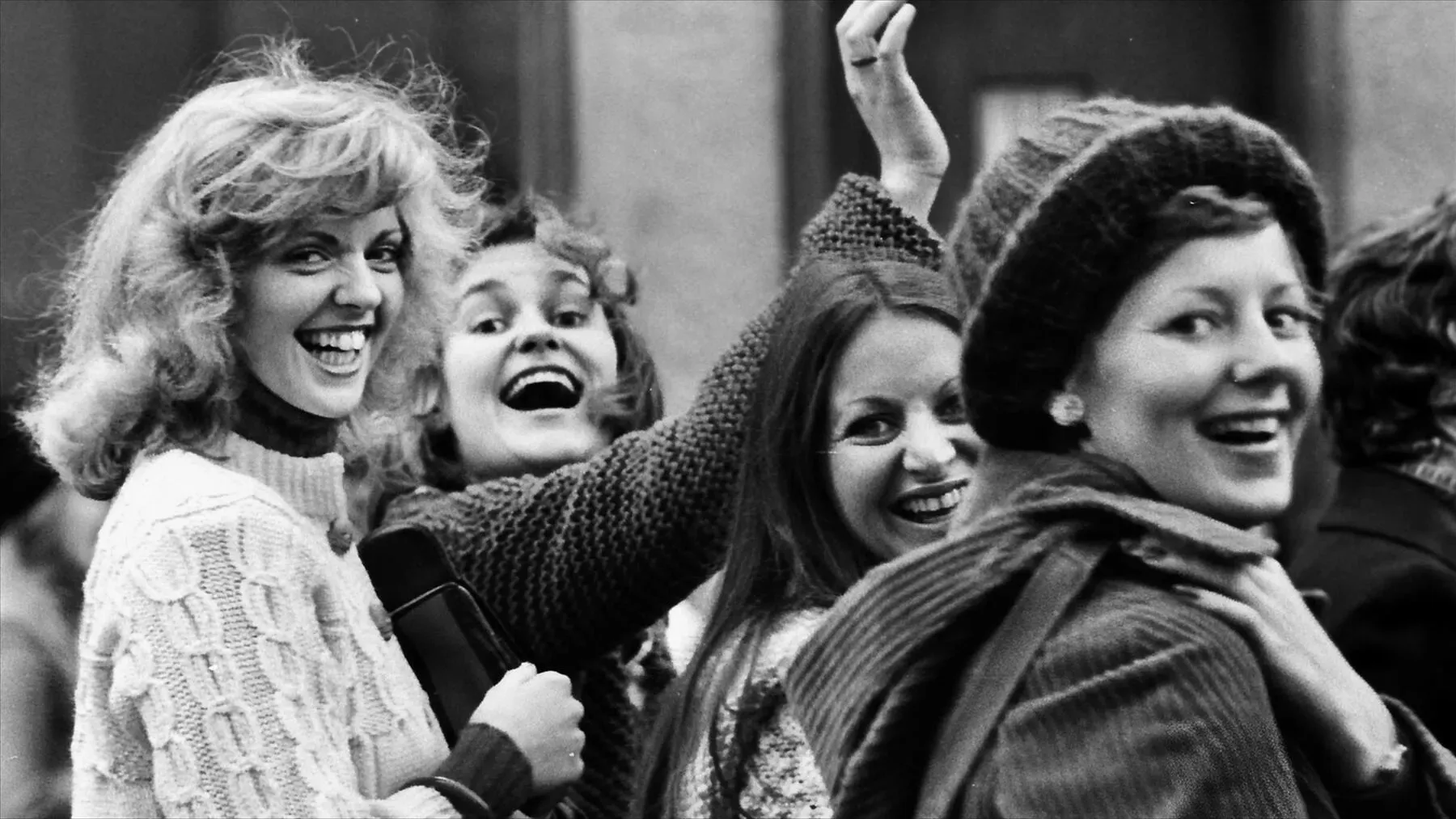 李修慧／臺灣女性２種未來想像：女性影展《那一天冰島靜止》、《不存在的從前從前》's story cover image