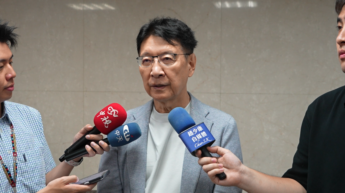 台電從盈餘到虧損4200億元 趙少康：為什麼不找民進黨、蔡英文賠？'s story cover image