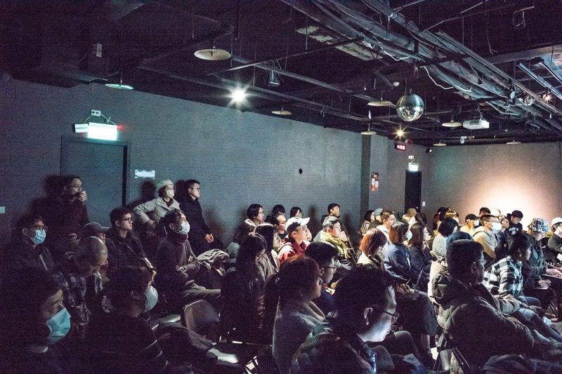 我的媒體時代：傳統媒體人的轉型之路｜黃哲斌 VS 陳信聰｜READr Mesh Launch Party 首場主題對談會後紀錄's story cover image