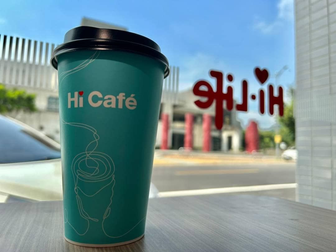 萊爾富新制上路！　店員名改「姓＋綽號」網狂炸諧音梗's story cover image