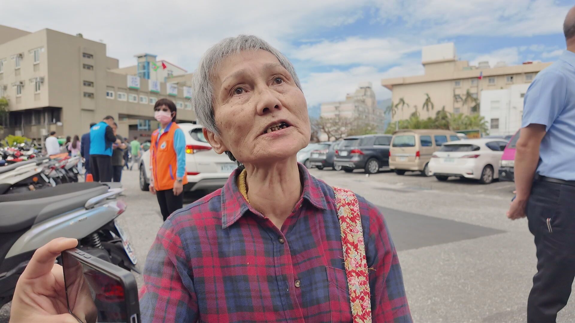嗆傅崐萁遭架走首開偵查庭　葉霸怕受傷：不願在壞人面前跌倒's story cover image