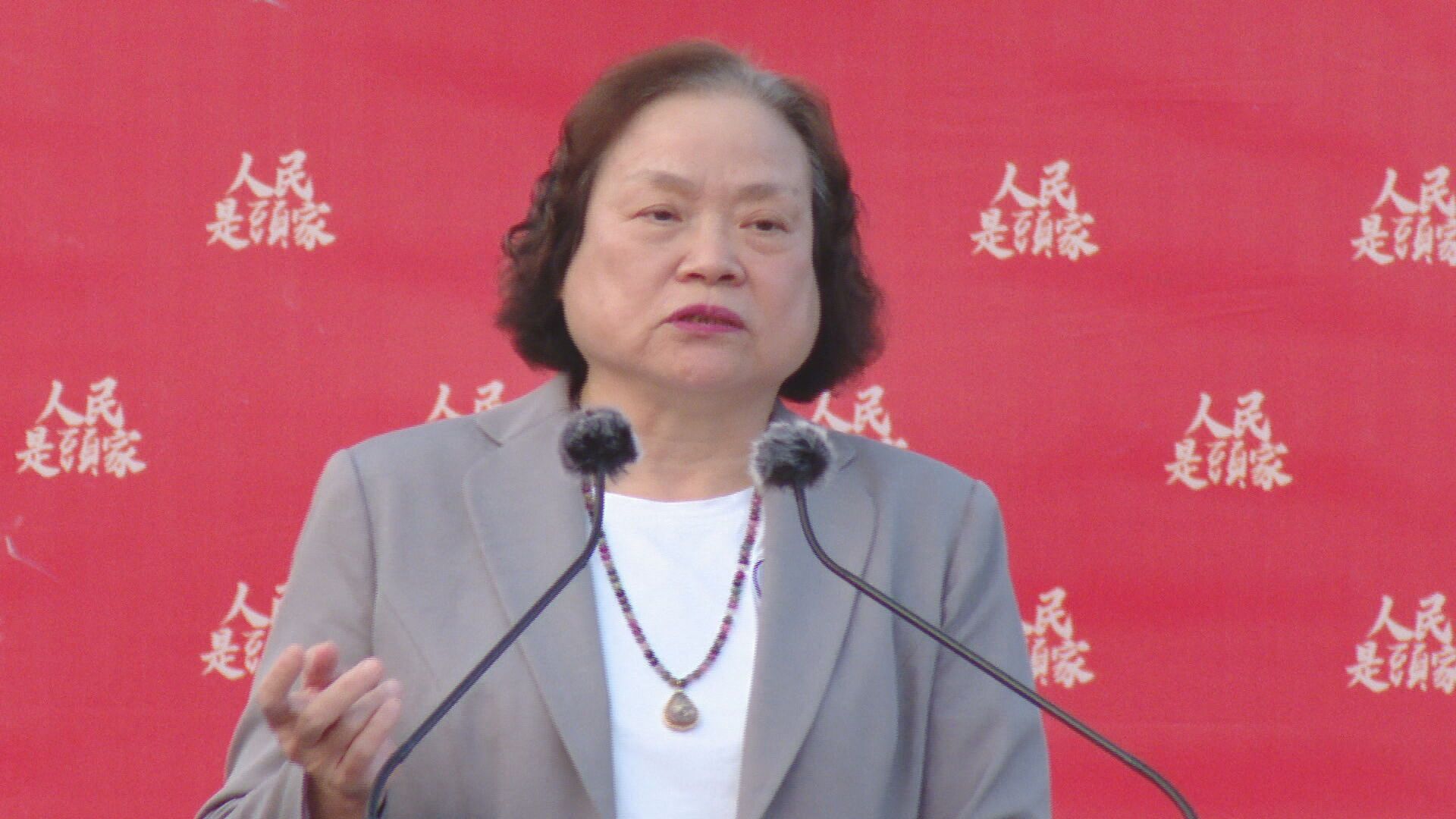 陳淑姿宣講喊：單身沒當祖母、全心工作　暖收花蓮鄉親加油紙條's story cover image