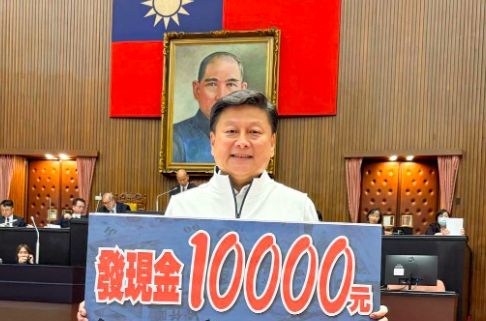 立院通過普發1萬　傅崐萁：災民重建「杯水車薪」但總是開始's story cover image