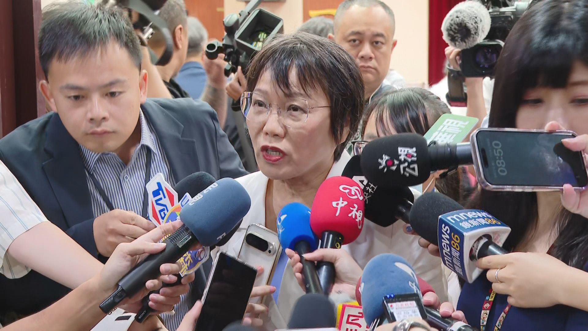 國籍爭議續燒！劉世芳曝李貞秀「未完成就職程序」　應由立院解職's story cover image