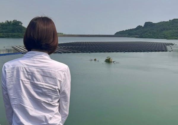 陳菁徽批「鳳山水庫鋪光電板」　高市府：2019年韓國瑜核准's story cover image