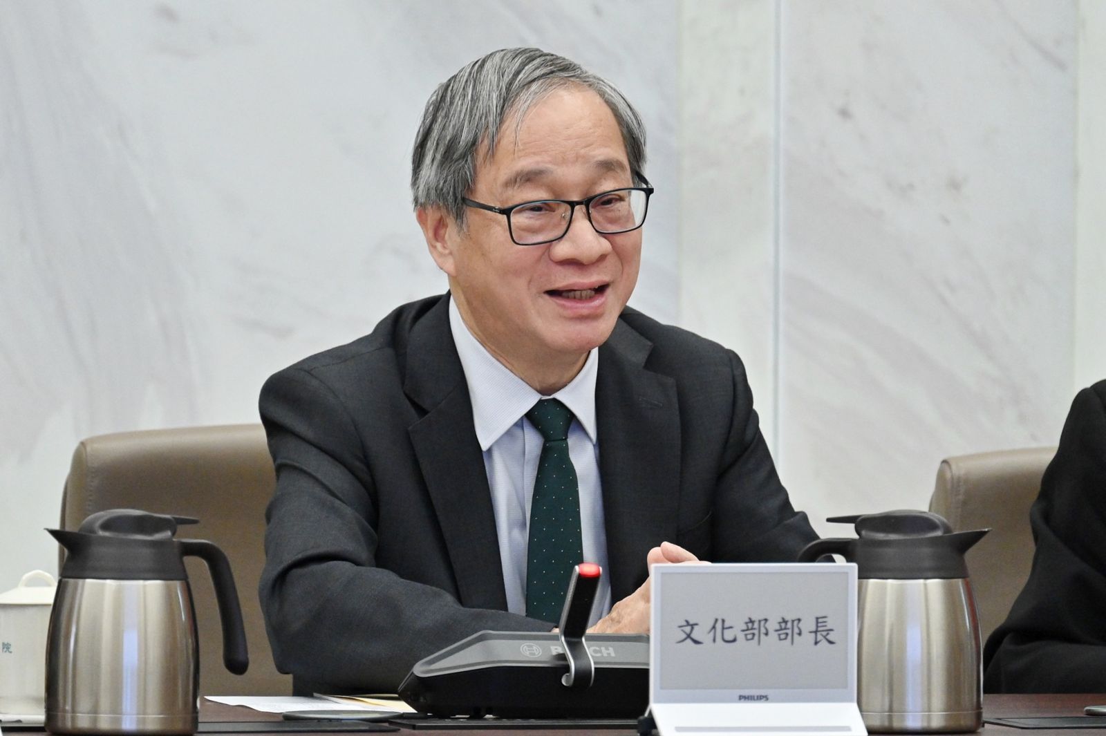聶永真操刀台電新Logo掀議　李遠幫緩頰：設計本就是專業領域's story cover image