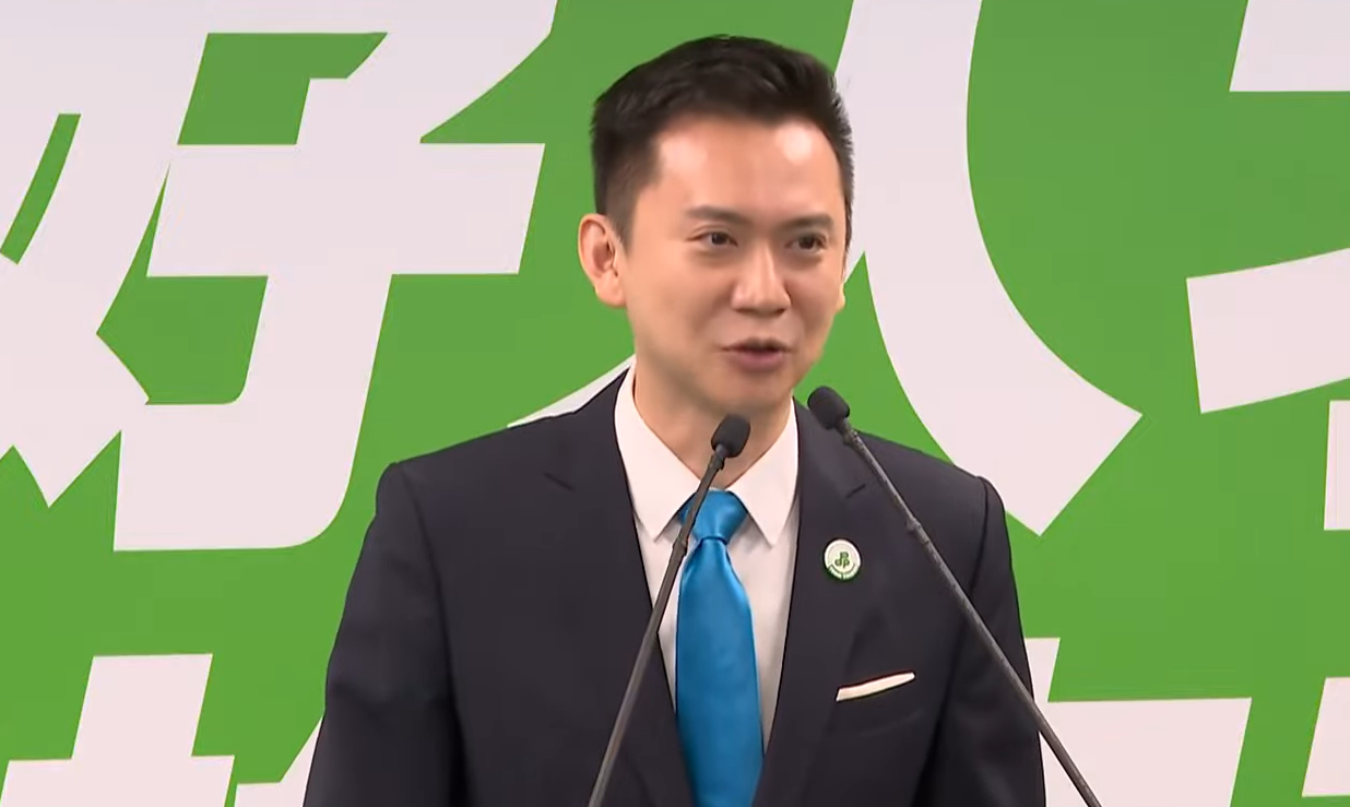 遭徐欣瑩指「奉旨提名」　鄭朝方盼停止對立：藍營初選刀刀見骨's story cover image