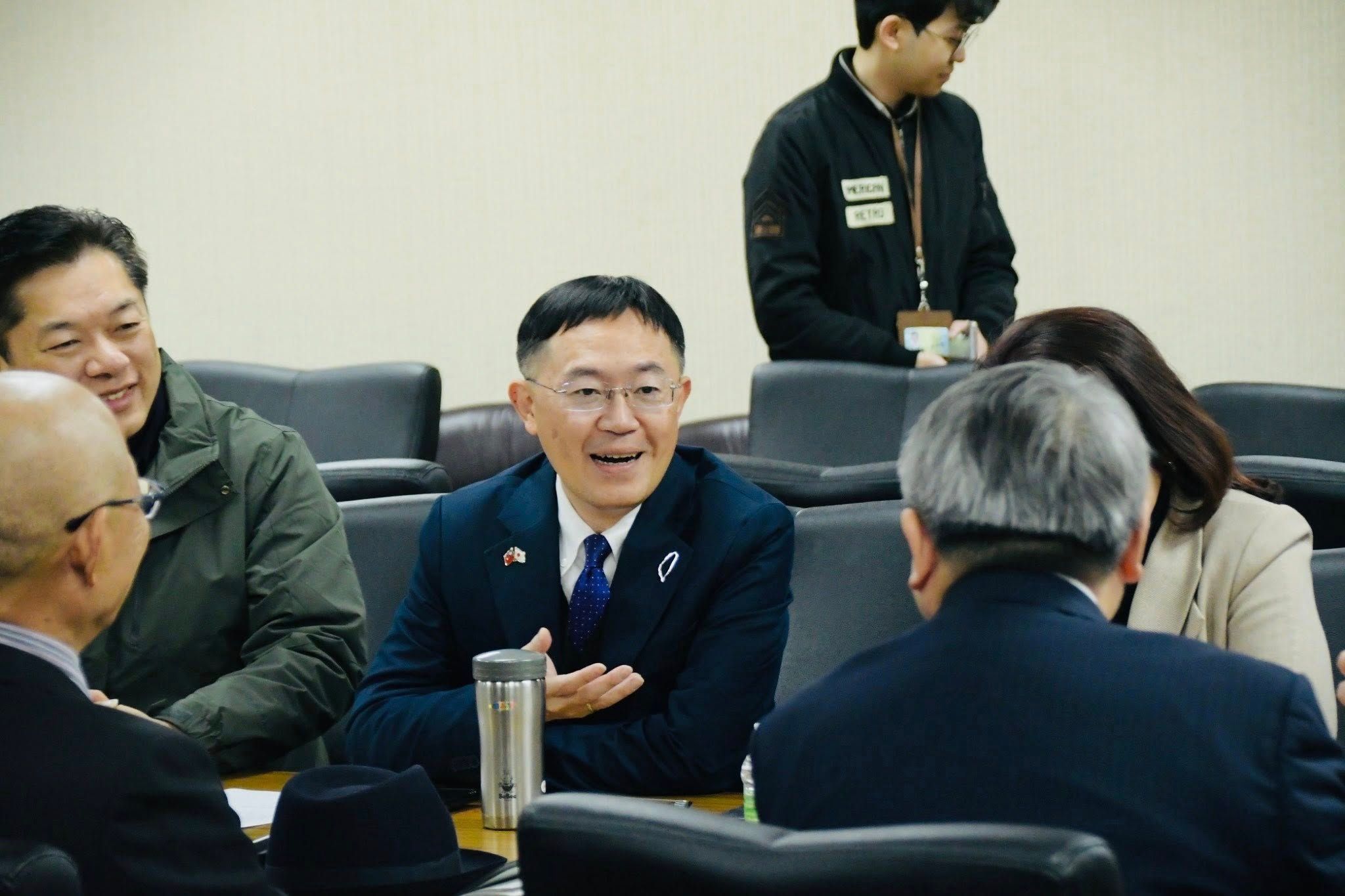 慈濟買疫苗遭詐10億　民進黨轟藍白「大翻車」：應為無端抹黑道歉