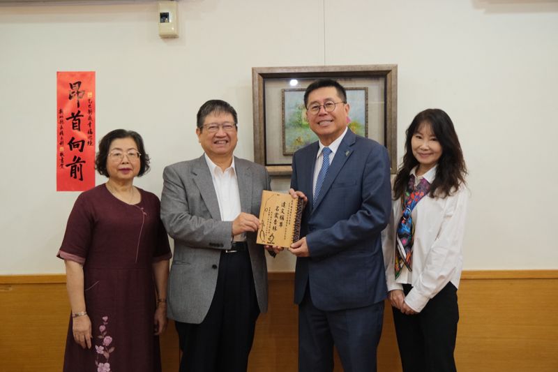 台灣首位亞洲腹腔鏡終身成就獎得主　中醫大院長陳自諒獲國際肯定's story cover image