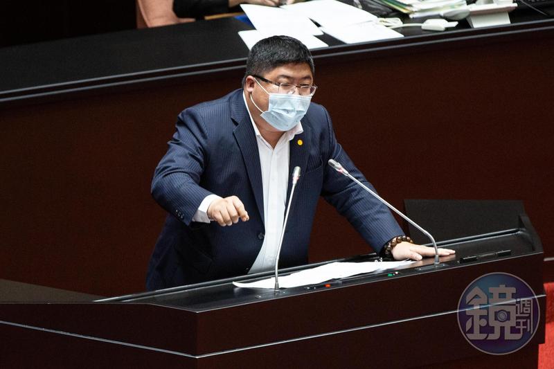 陳明文威逼官員／陳明文遭控施壓茶改場協調會　立委蔡易餘回應了　