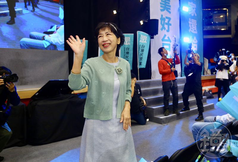 稱賴清德愛犬「殘障三腳狗」惹議　陳佩琪反擊全說了：我有多重殘障手冊