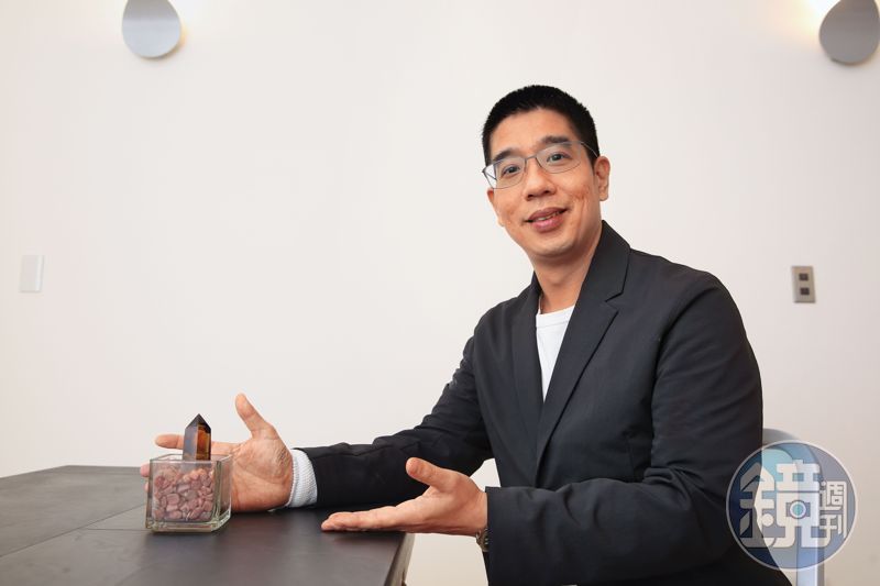 種出搖錢樹1／股災恐慌先離開螢幕　林裕豐靠水晶樹定心買美股ETF賺600萬's story cover image