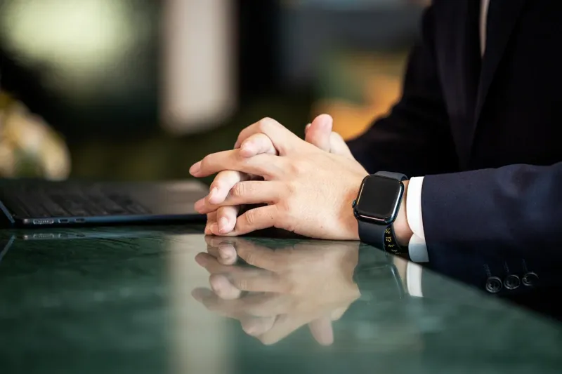 日公務員上班沉迷看A片！1年半狂看93小時　慘遭停職