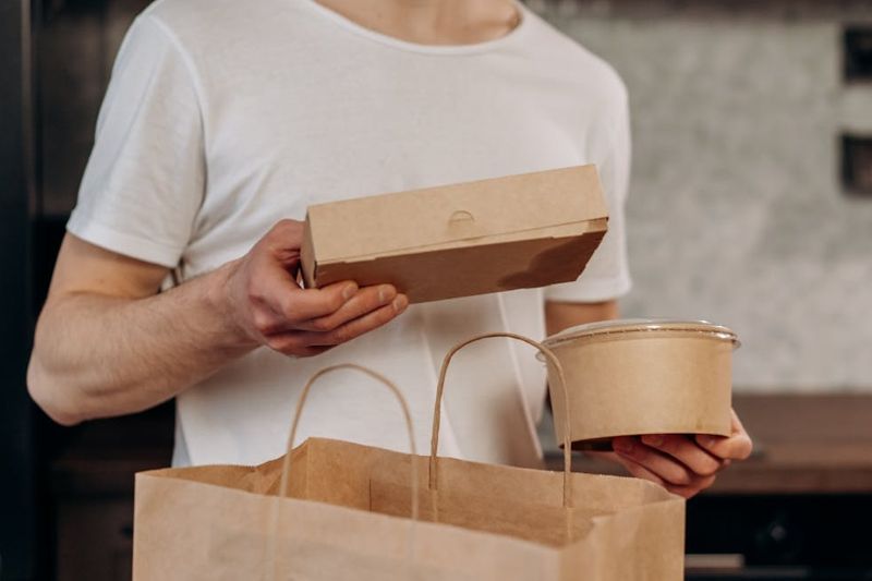 比塑膠袋裝湯更毒！　譚敦慈示警「1容器加熱」釋出塑膠微粒翻倍's story cover image