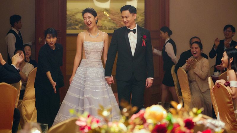 兩場婚禮幸福加倍1／劉冠廷、余香凝新片靈活行銷　《雙囍》 2優勢攻占賀歲檔 's story cover image