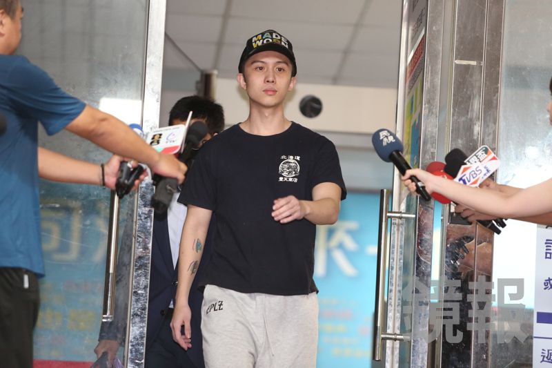 孫安佐羈押42天回家了！　交保第一句喊：我從未傷害過任何人
