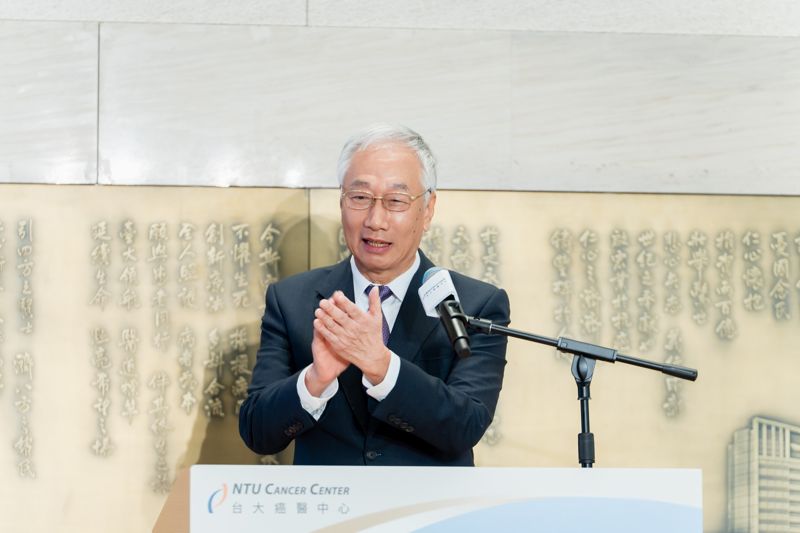 戴正吳告郭董1／法官再提和解建議  郭董、鴻海、戴正吳三方無共識破局's story cover image