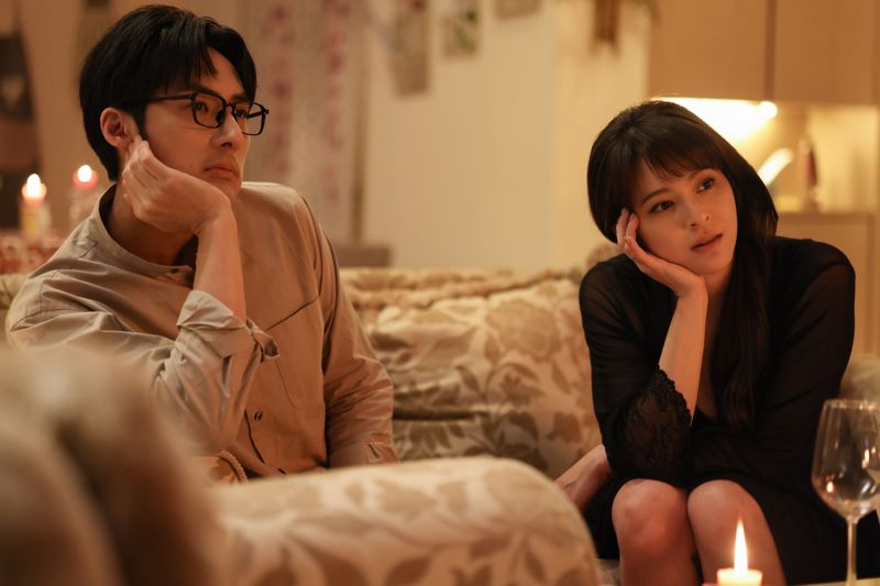 《豆腐媽媽》李運慶渣男上身有點興奮　蘇晏霈「豁出去」火辣誘惑尺度大開's story cover image