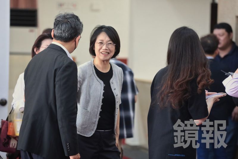 翁曉玲「一稿13砍」刪媒宣費挨轟　黃暐瀚酸：刪光不叫監督