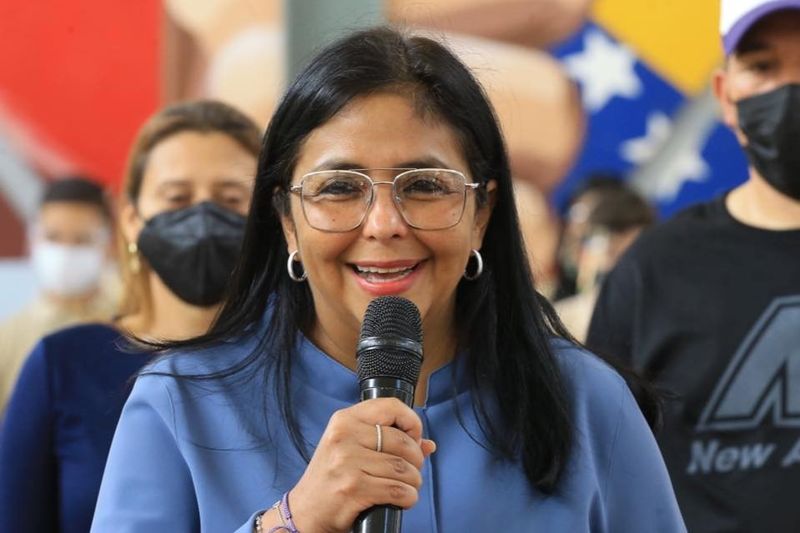 快訊／怕被半夜活捉？　委內瑞拉代理總統改口表態：願與美國合作's story cover image