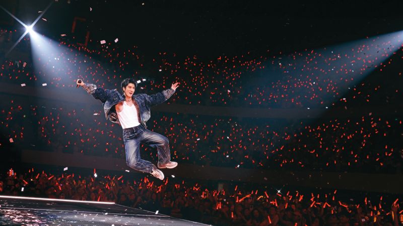 巡演吸金大復活2／昔去到哪都有人陪　王力宏舞台哽咽「最艱難的日子」讓他變了's OG Image