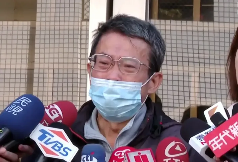 新北割頸案震驚社會！　醫師擔憂「這些事」：請接住楊爸爸，接住我們吧
's story cover image