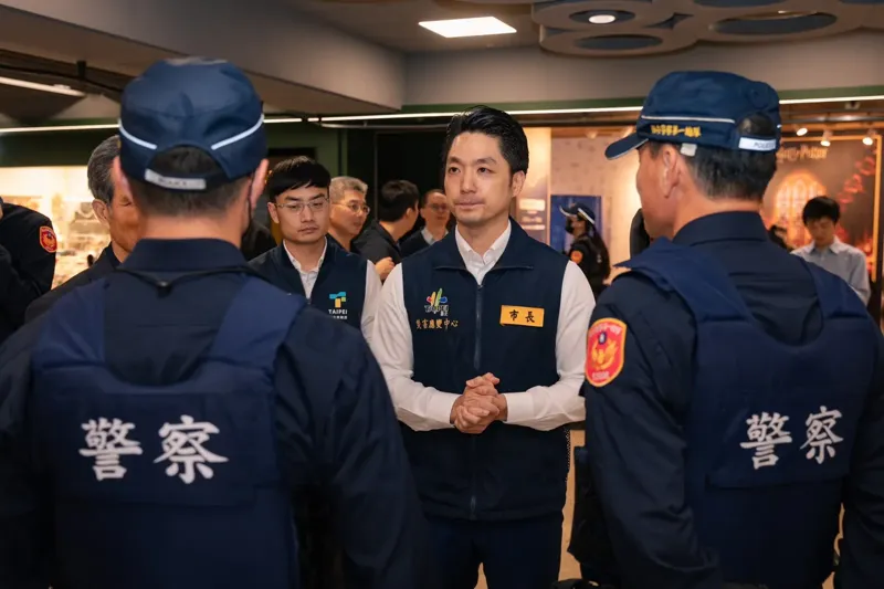 北捷英雄余家昶紀念牌已設計完成！　蔣萬安曝：規劃設置在B1層M8出口's story cover image