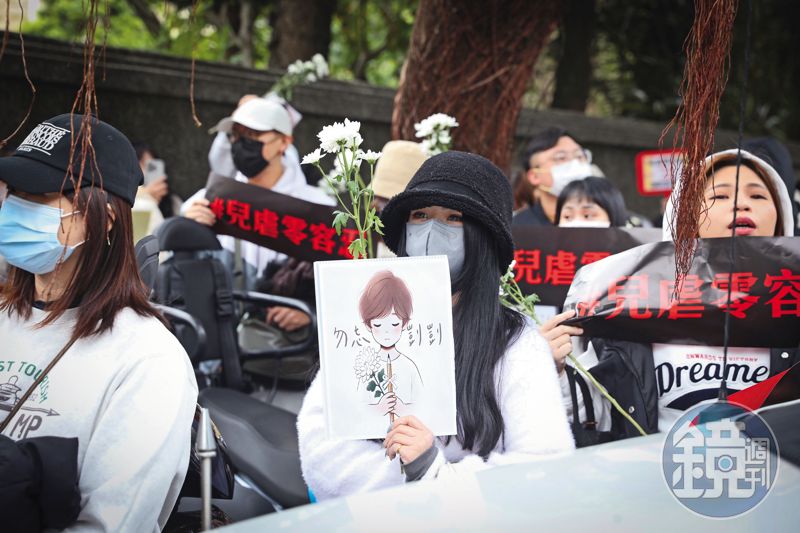 桃男童暴斃內幕2／「不乖」就被繼父剃光頭　男童生前際遇曝光令人鼻酸's story cover image