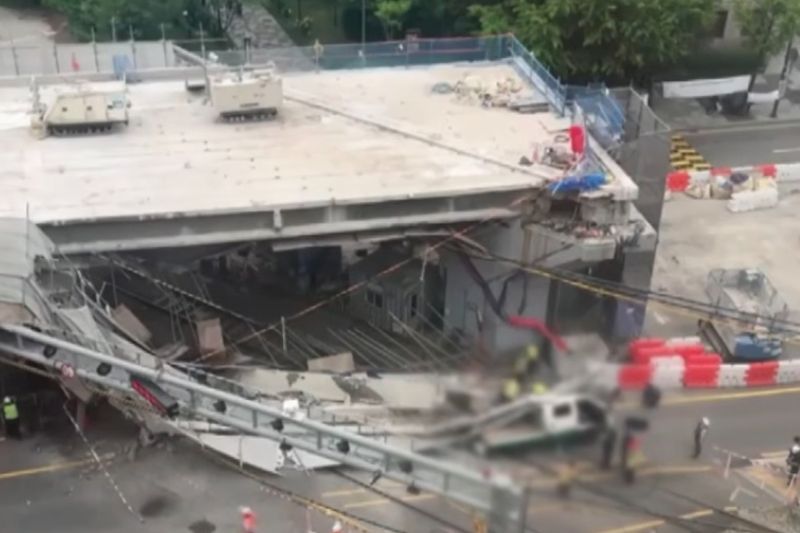 快訊／首爾高架橋拆除工程爆崩塌！鐵柱折斷變形　傳6人受傷2人受困's OG Image