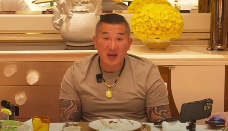 館長赴中直播「估損失達數百萬」　金鋼刀狠嗆：台灣不可能讓你再撈錢了's story cover image