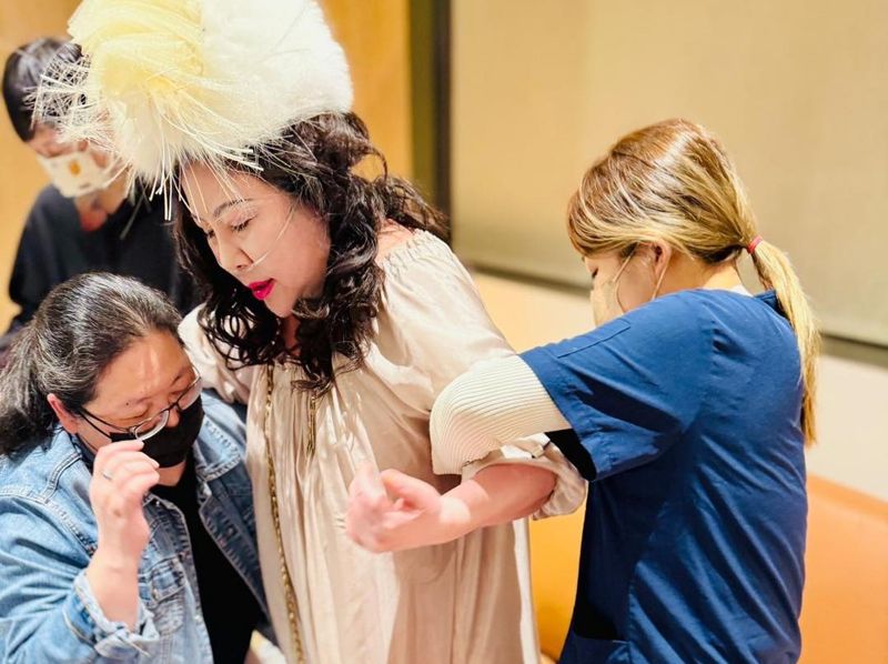 「手術失敗將離開」AI造假影片瘋傳　陳文茜喊告：活見鬼's OG Image